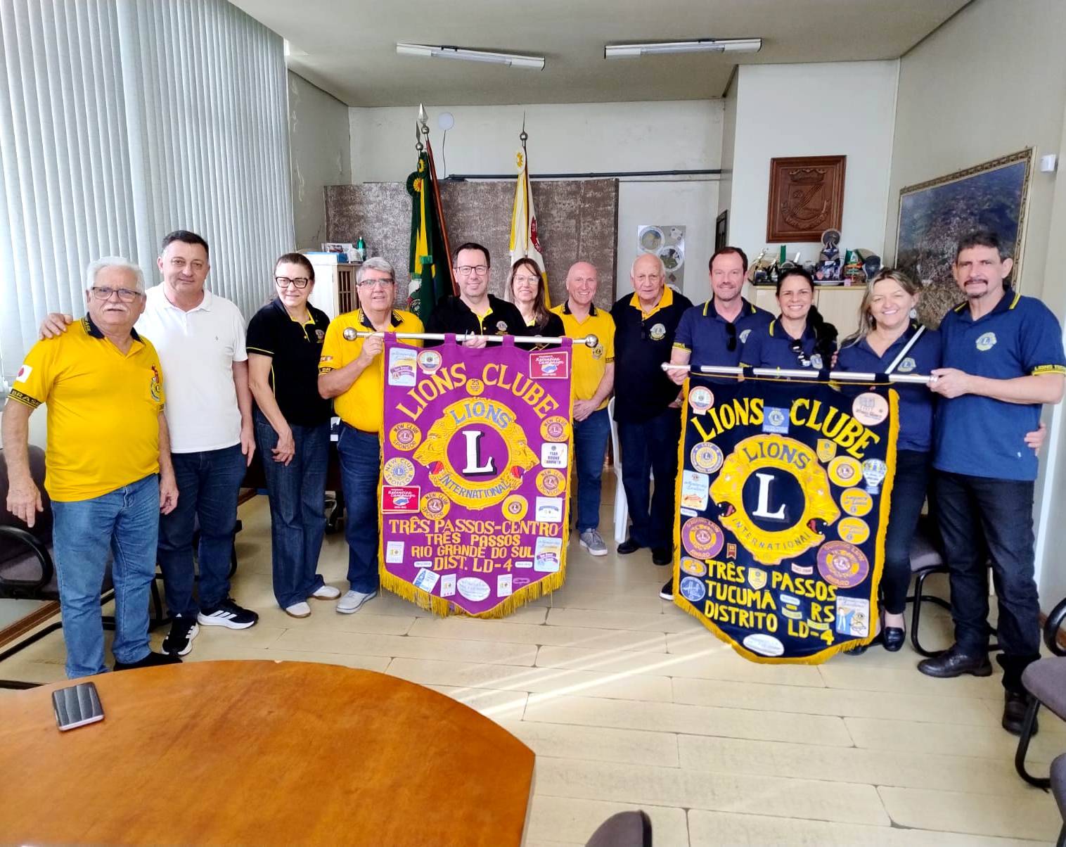Foto relacionada à notícia: Prefeito Arlei Tomazoni recebe visita oficial da Governadoria do Distrito LD-4 do Lions Club Internacional